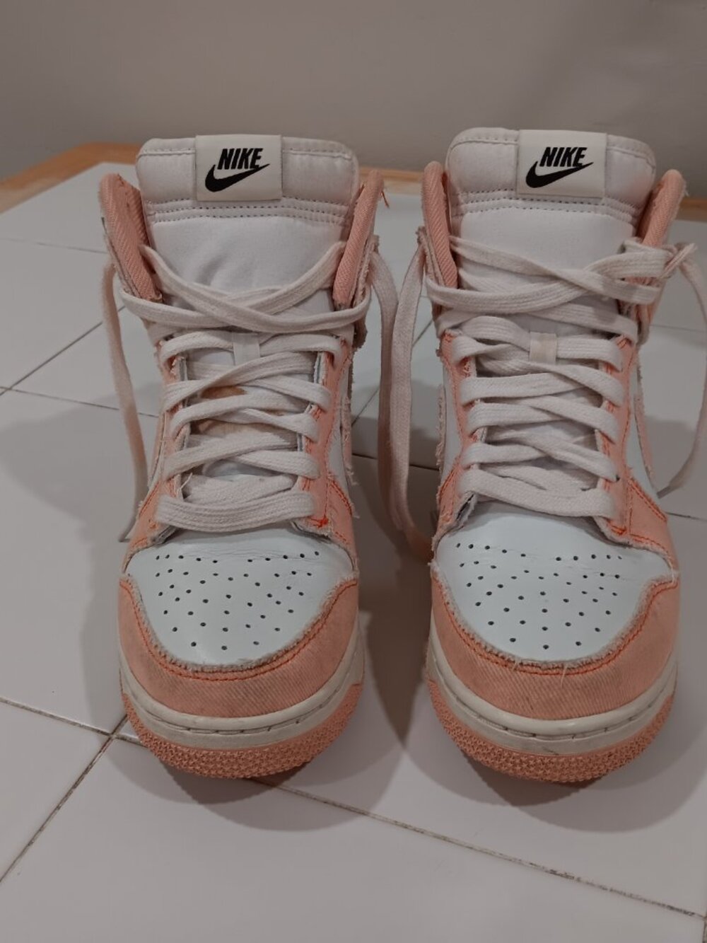 Womans Nike Dunk High 1985 sneakers / arctic orange / Size 8 - Picture 3 of 10